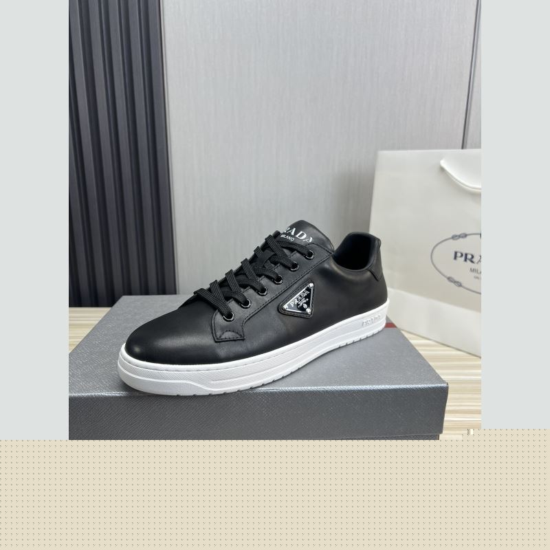 Pra*a sneakers